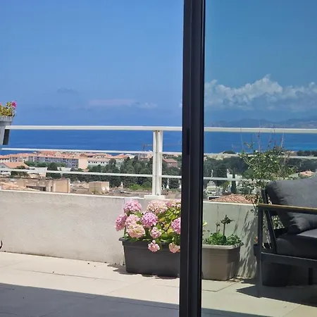 Isula Piana Avec Vue Panoramique Et Montagnes, 40m De Terrasse شقة